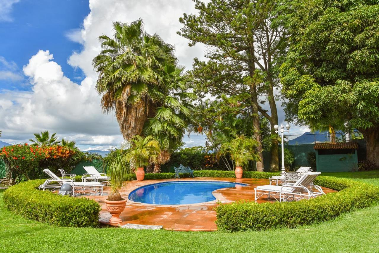 Casa Jardin-Lakeside Boutique Resort By Restavio Ajijic Exteriör bild