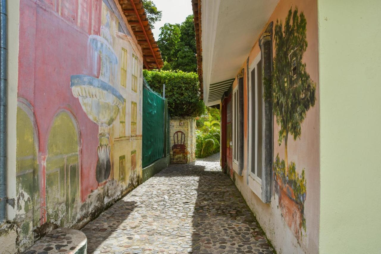 Casa Jardin-Lakeside Boutique Resort By Restavio Ajijic Exteriör bild